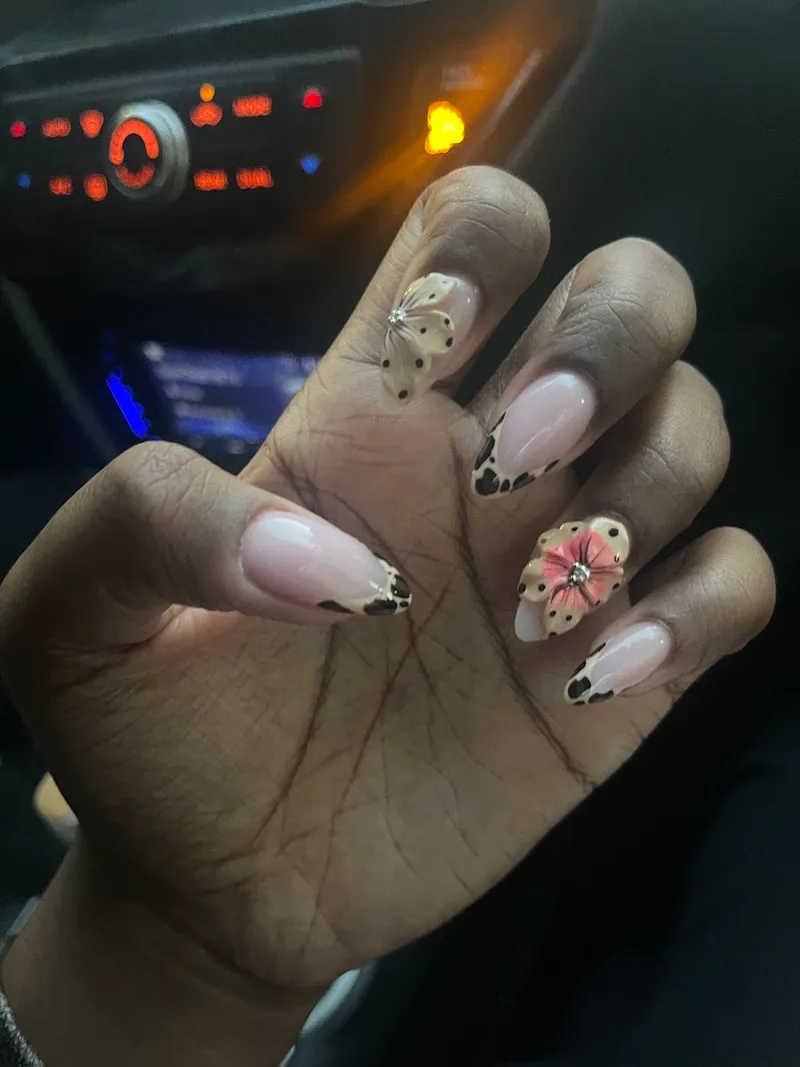 TL Hi-Tech Nails — nail salon (photo 1)
